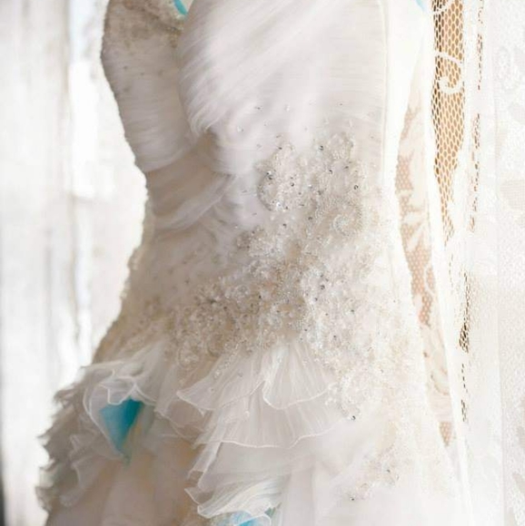 David's Bridal | Dresses | Galina Signature Wedding Gown From Davids Bridal  With Turquoise Accents Size | Poshmark